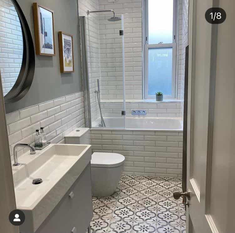 Period bathroom